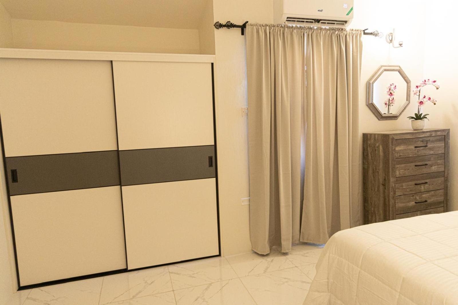 Phoenix Park Villas - Portmore - 10Mins To Beach Dış mekan fotoğraf